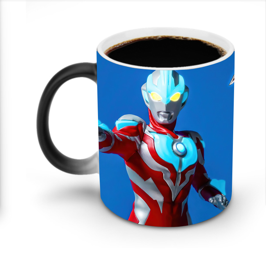 （画像用） ウルトラマン Ultraman 温度変色マグカップ