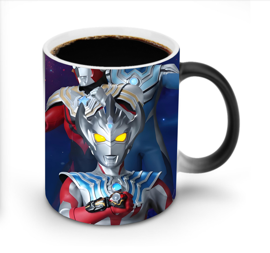 （画像用） ウルトラマン Ultraman 温度変色マグカップ