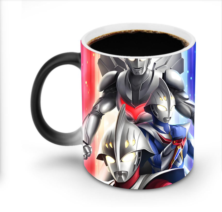 （画像用） ウルトラマン Ultraman 温度変色マグカップ