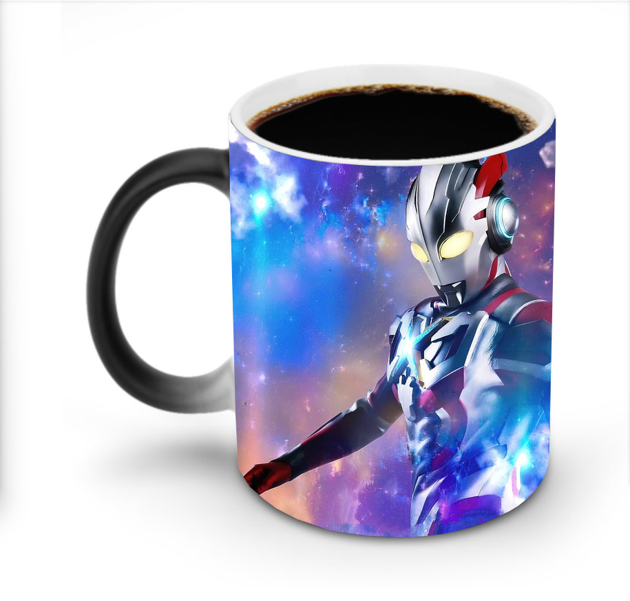 （画像用） ウルトラマン Ultraman 温度変色マグカップ