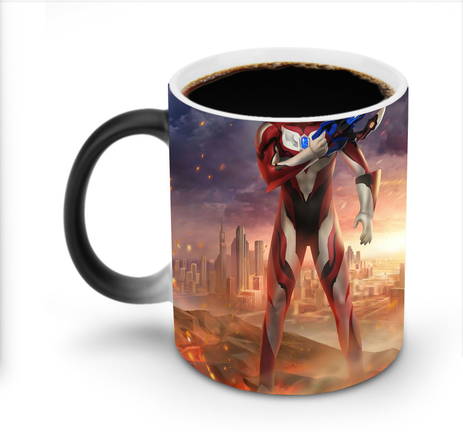 （画像用） ウルトラマン Ultraman 温度変色マグカップ