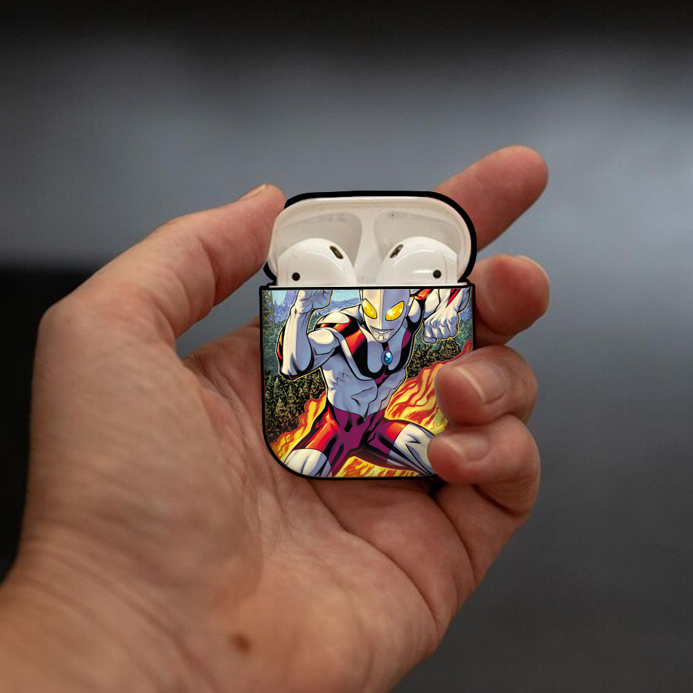 ウルトラマン Ultraman AirPods 第2世代保護ケース ハードシェル ブラック 耐衝撃・防指紋・カラビナ付き